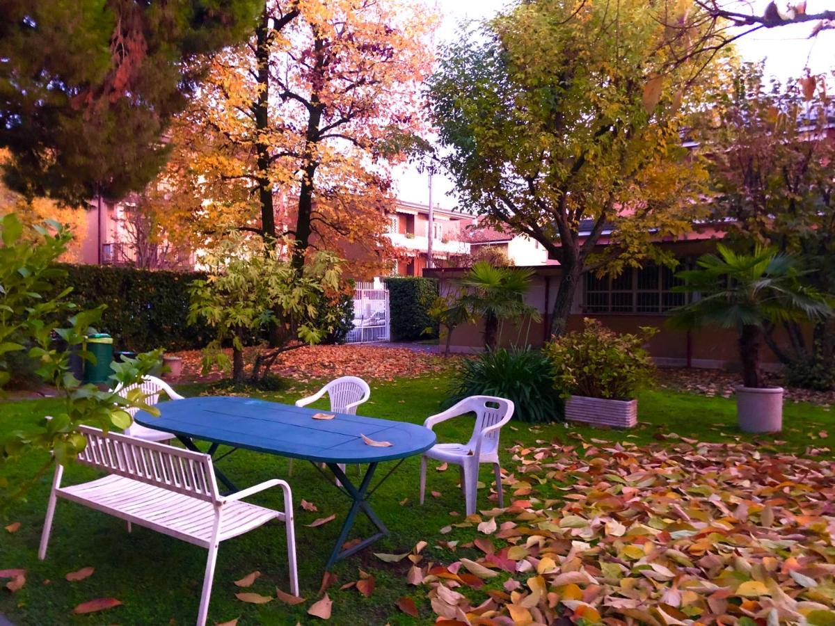 Appartamento Tra Monza E Milano Muggio Bagian luar foto