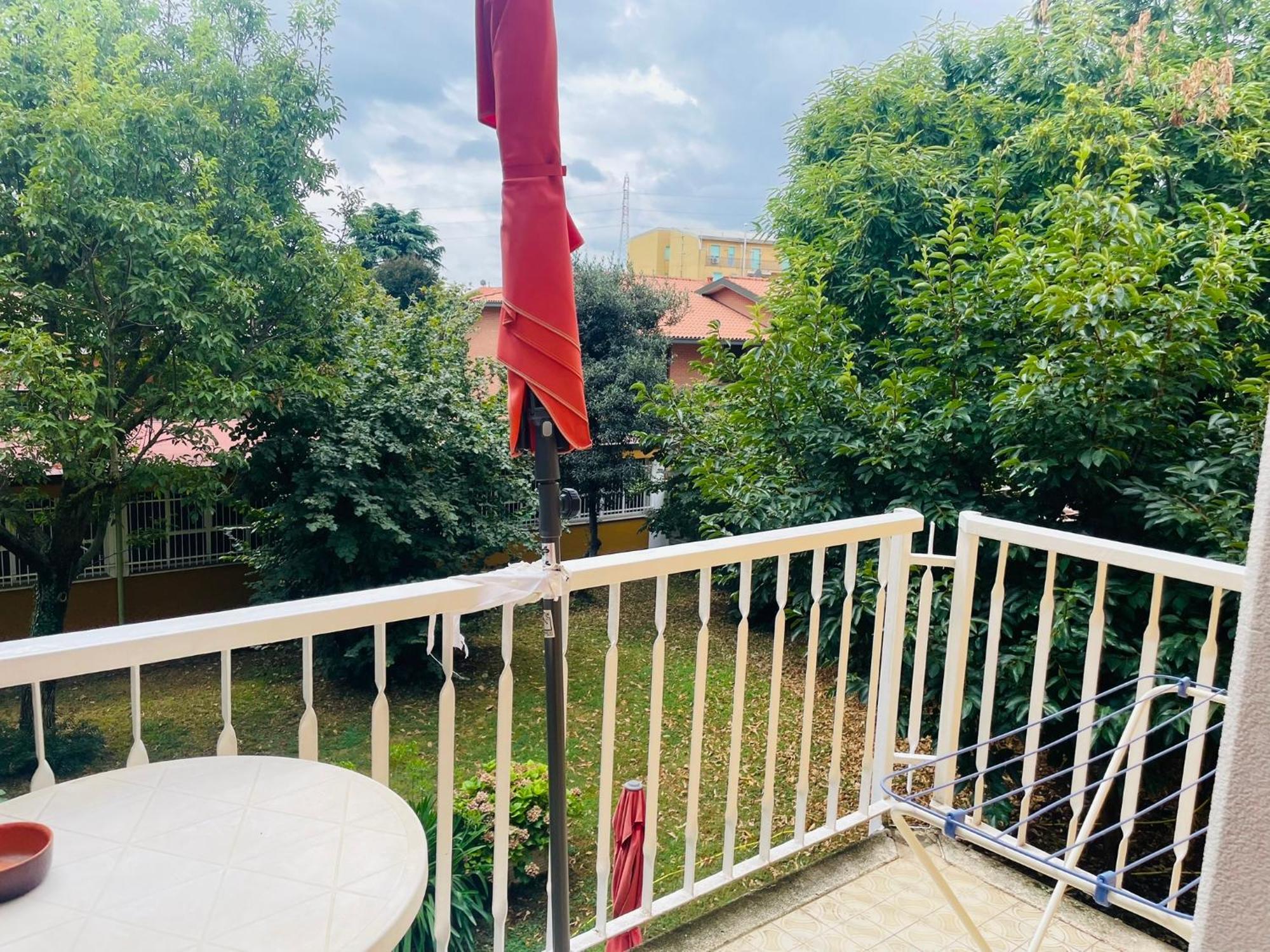 Appartamento Tra Monza E Milano Muggio Bagian luar foto